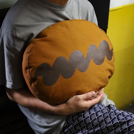manu mame cushion