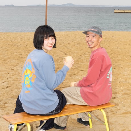"FLOAT MELLOW PAN-CHAN" Crew Neck (2 color)