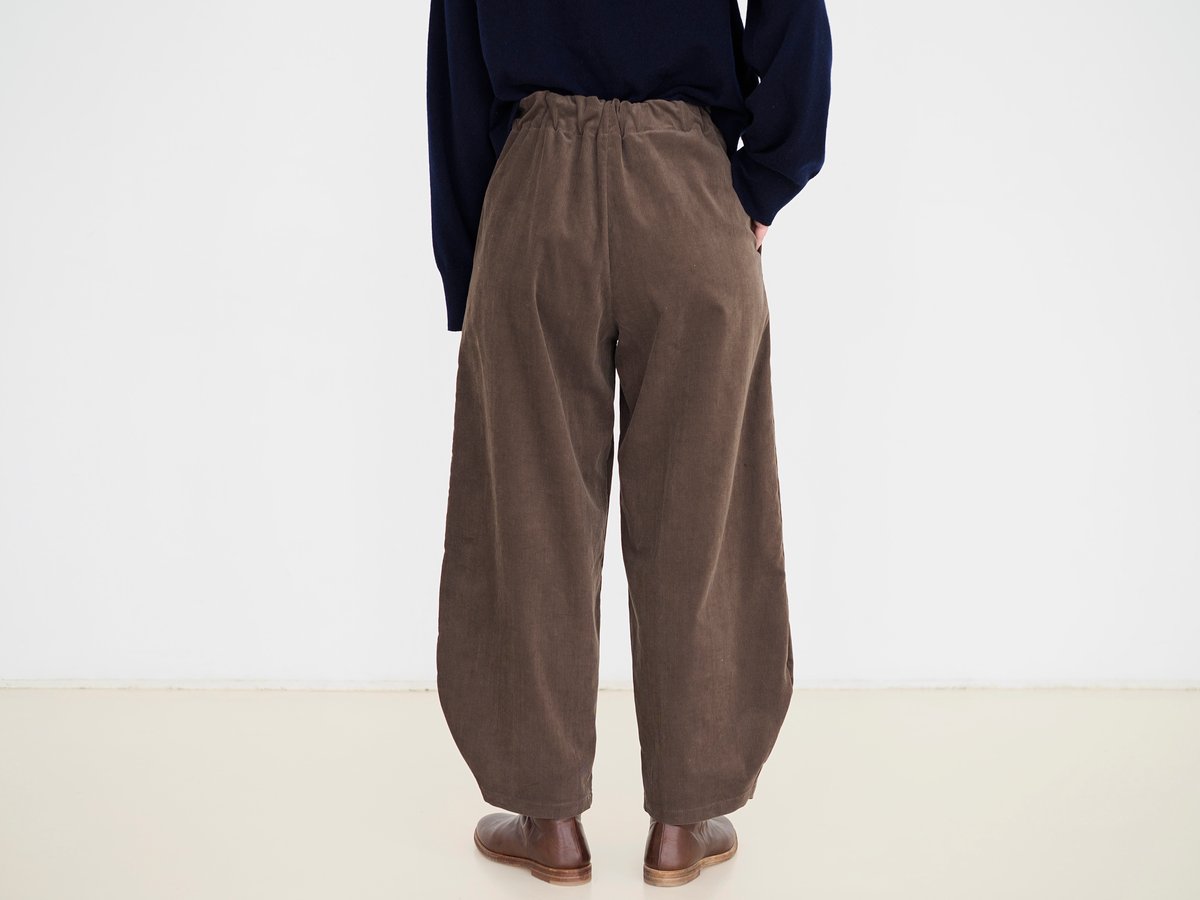 フルーツオブライフ コーデュロイ テーパードパンツ fruits of life