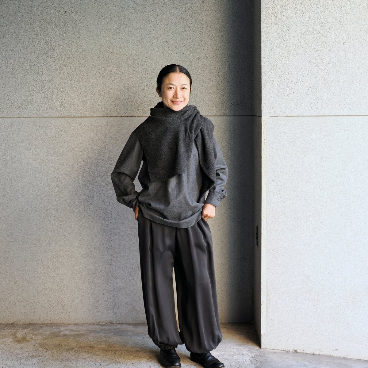 SOFIO GONGLI 希少グレーニットカーディガン