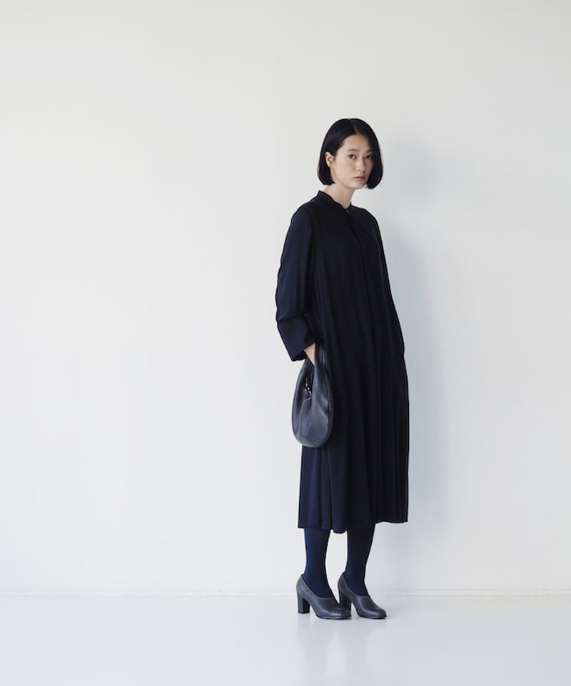 fruits of life>バンドカラーワンピース / 留紺色(ネイビー) | fruit