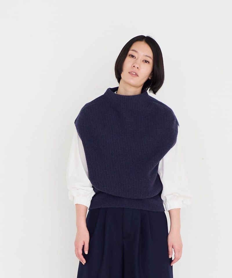 【新品タグ付き】ホールガーメントサマーニットベスト ICHIE STRAWBERRY-FIELDS（イチエ ストロベリーフィールズ）｜ホール