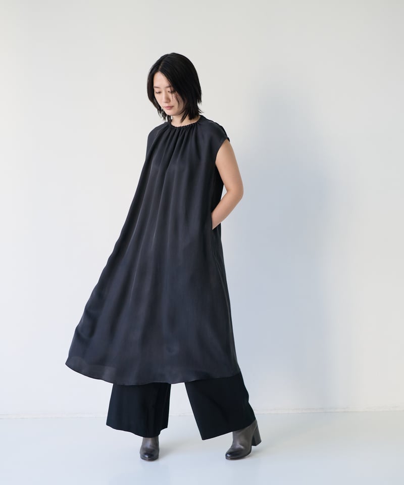 ヨージヤマモトノースリーブギャザーワンピース今期品美品サイズＳ 145-175973.jpg