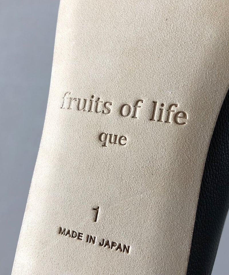fruits of life × que>ルームシューズ (レディース) / 黒色