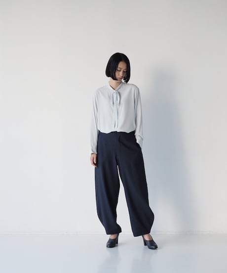 <fruits of life> LWバレルパンツ / 藍鉄色(ネイビー)