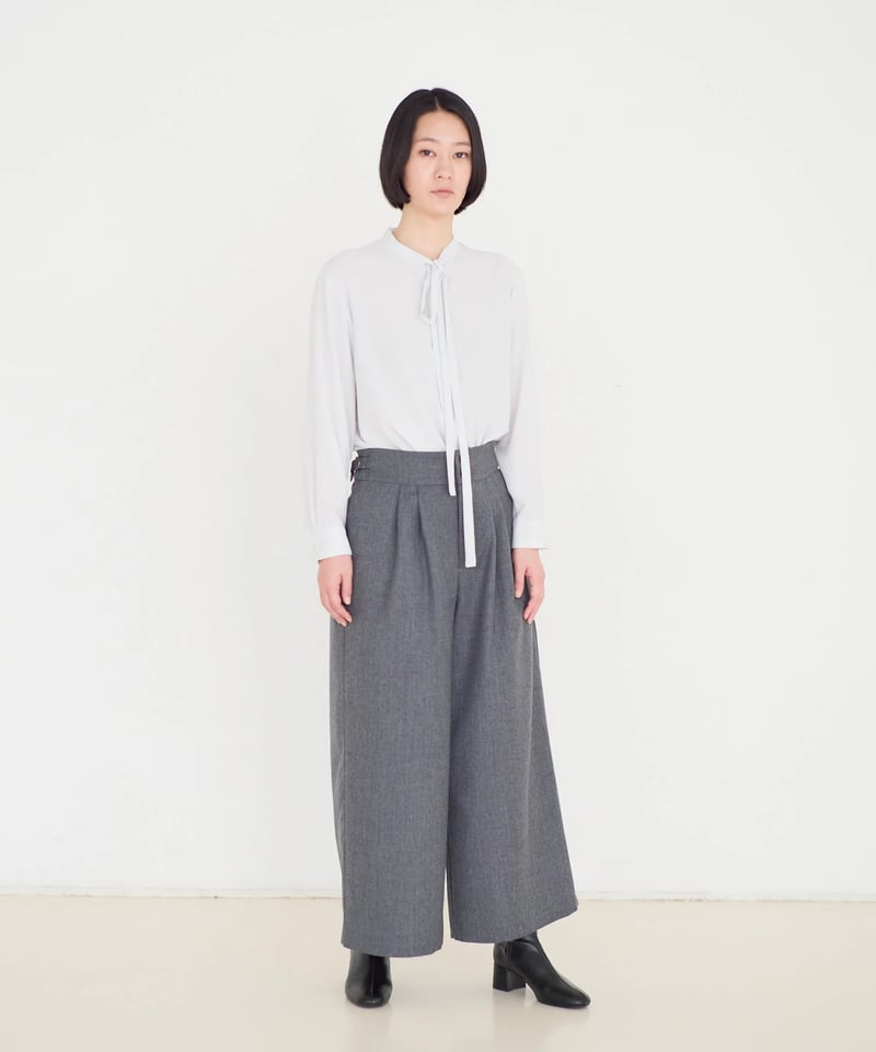 fruits of life>ウールタックパンツ / 消炭色(チャコールグレー) | fru