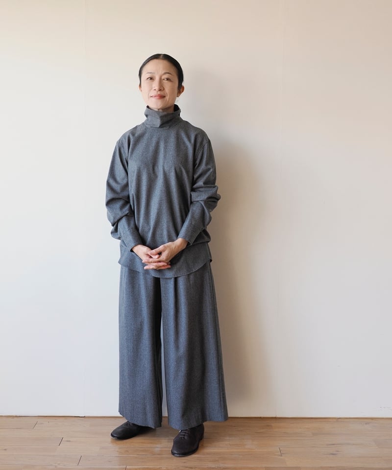 OBSIDIAN ハイネック ブラックTシャツ ウォッシャブルウール天竺 / タートルネック, Black – MARKAWARE