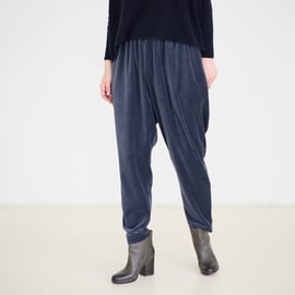 テーパードとワイド、2種類のベロアパンツ | fruits of life