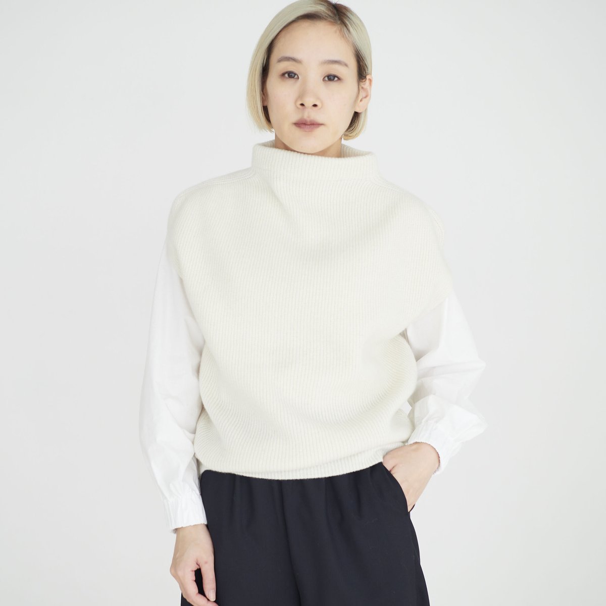 ぱんのみみさまfruits of life ウールカシミヤ リブニットベスト