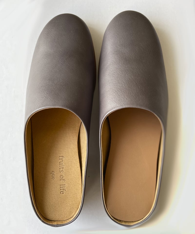 【美品】Fruits of life × que 革 ミュール 白 23.5 fruits of life × que」ミュール | Daja