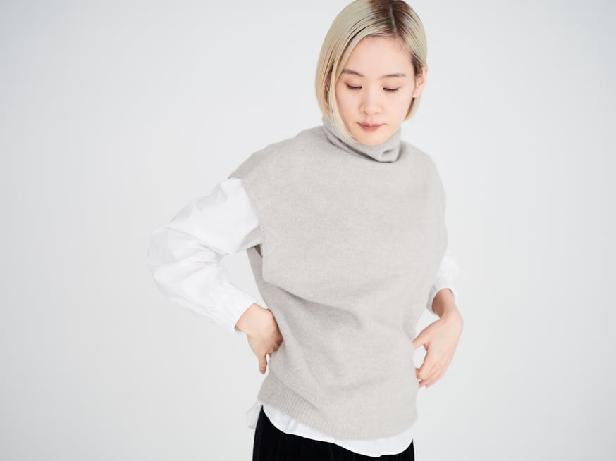 fruits of life ホールガーメントリブベスト 木蘭色(ボルドー) fruits of life といえば、ニットベスト | fruits of life