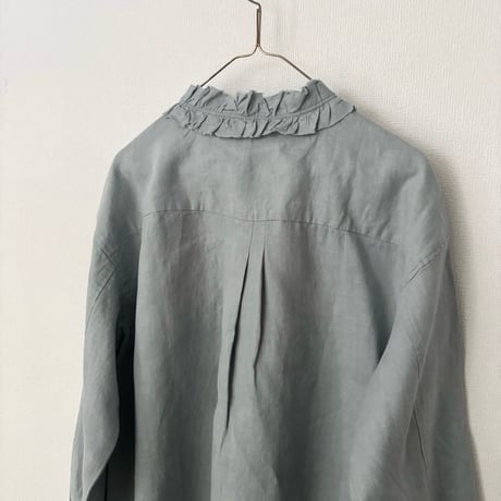 Hands of creation 40/-Linen 微起毛 フリルシャツ・グレイッシュサックス（グリーン味のある色）