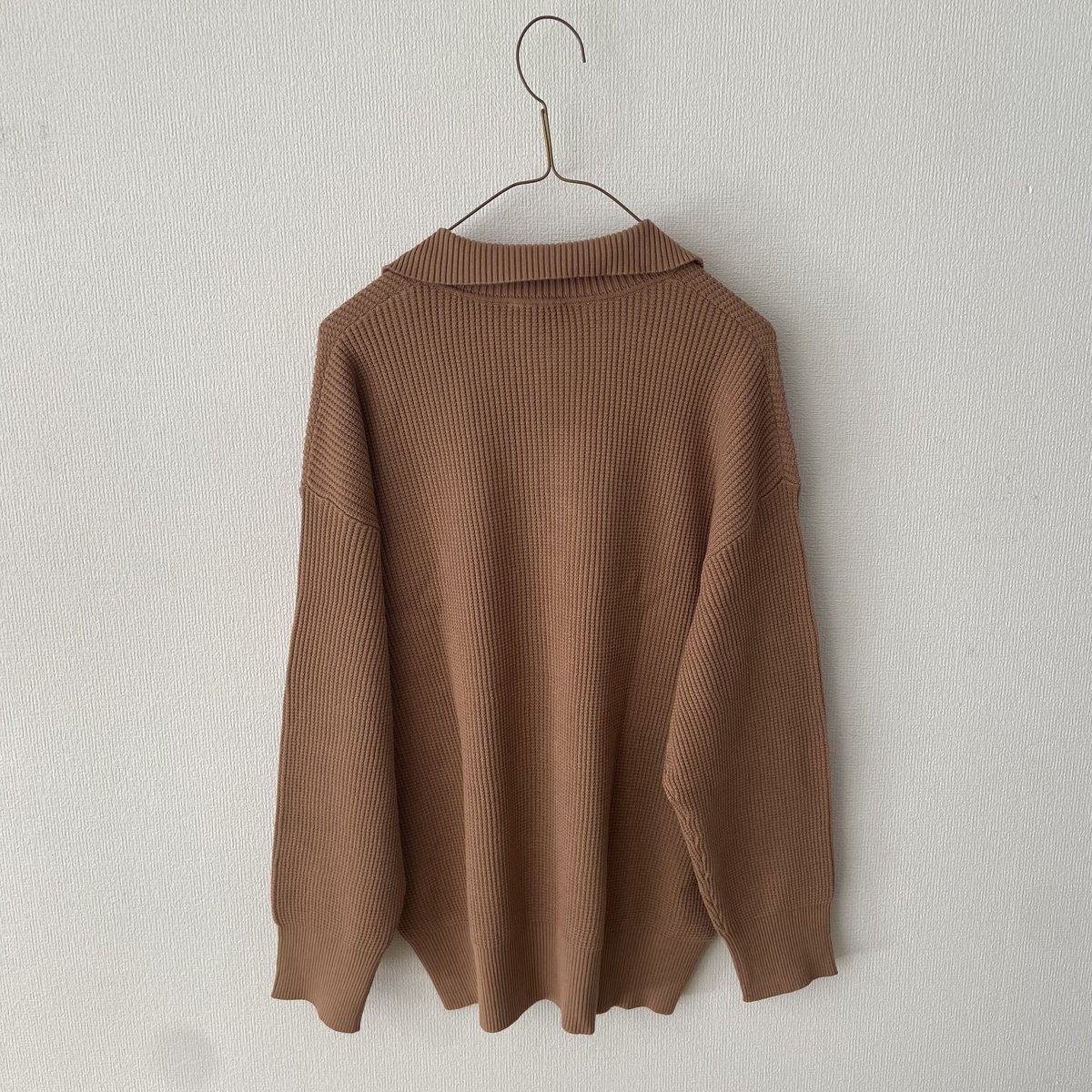 新品未使用 yuni POTTER ワッフル襟付きプルオーバー ベージュ 新品未使用 yuni POTTER ワッフル襟付きプルオーバー ベージュ