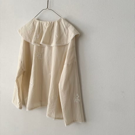 qiri  antique chain embroidery blouse・キナリ