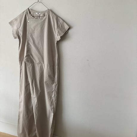 UNIVERSAL TISSU  タイプライター ハーフスリーブ 3Dオールインワン