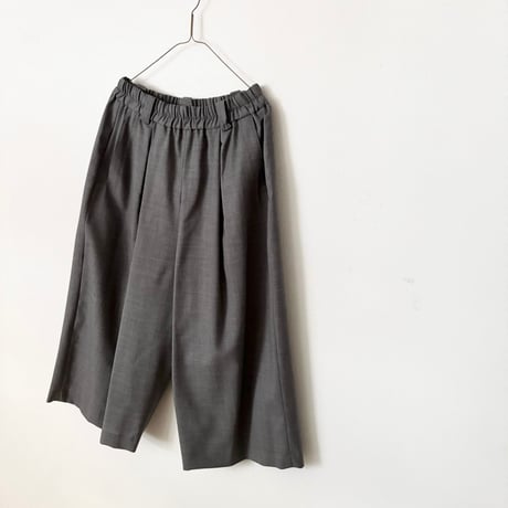 atelier naruse FORMAL ガウチョパンツ・グレイ