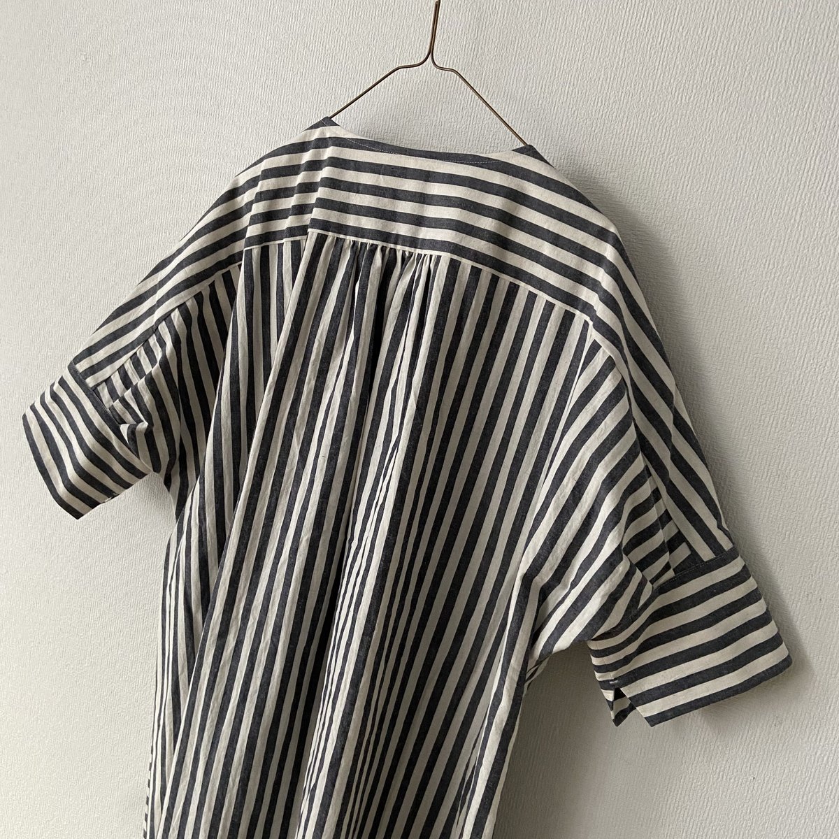 somewearclothing コットンリネンストライプ シャツワンピース somewearclothing コットンリネンストライプ シャツワンピース