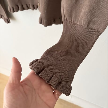 Hands of creation 14G 1PLY ポイントフリルカーディガン