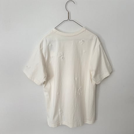 qiri  antique chain embroidery Tee