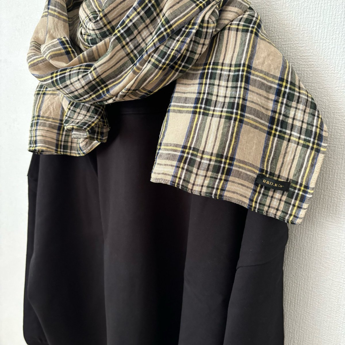 オールドマンズテーラー　タータンチェック　麻　ストール R&D.M.Co- / OLDMAN'S TAILOR TARTAN CHECK STOLE オールド