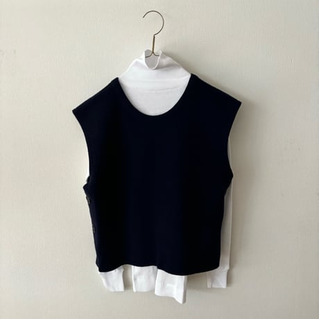 オールドマンズテーラー WOOL FELT KNIT BUTTON BIB・Navy