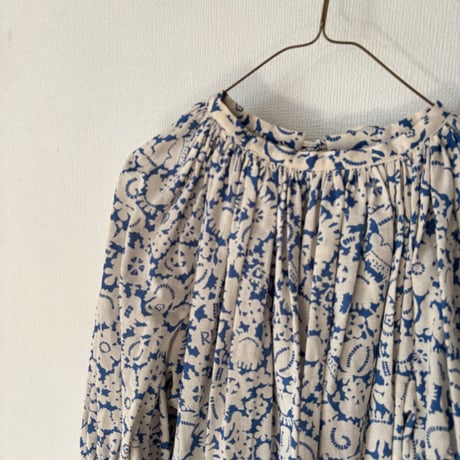 オールドマンズテーラー  MONO TRICK PRINT GATHER SMOCK