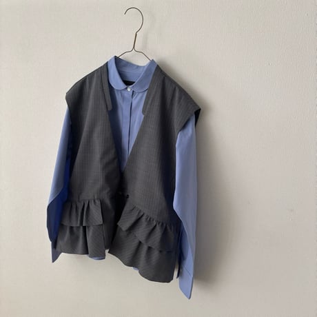 somewearclothing 配色裏つき裾フリルベスト・ピンストライプ×ライトグレー