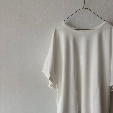 Hints On Moment Everything 度詰天竺 後袖ギャザーTee