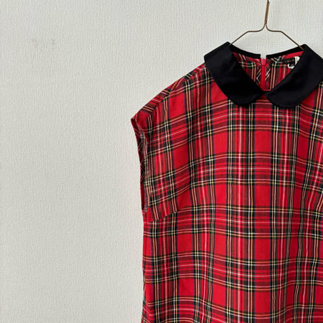 オールドマンズテーラー  ROUND COLLAR NO SLEEVE BLOUSE ・Royal Stewart