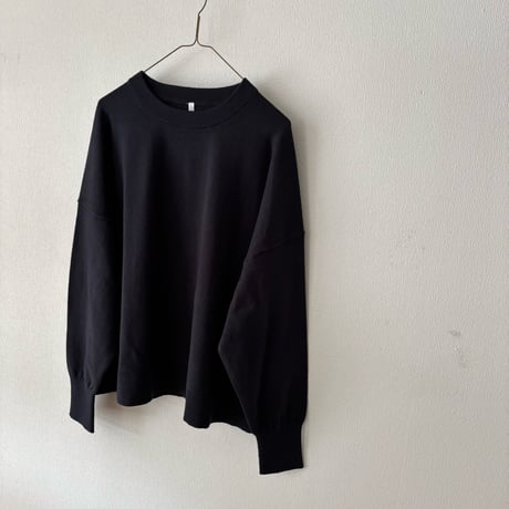 Hints On Moment Everything コットンカシミヤ クルーネックプルオーバー・ブルーブラック