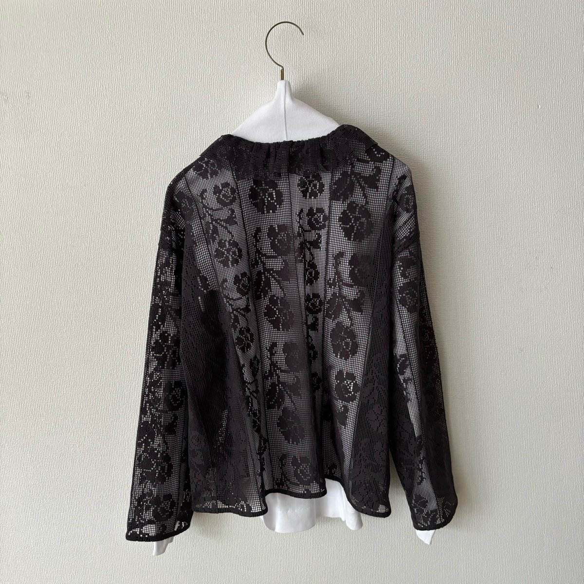 レディース qiri lasew ノースリーブ blouse