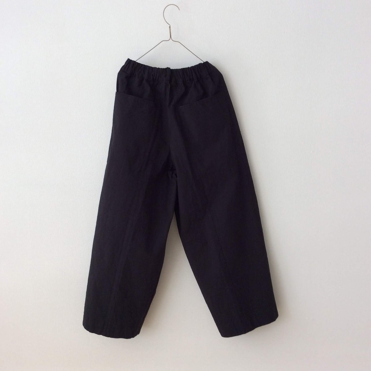 miho umezawa COTTON LINEN CANVAS コクーンパンツ | iton