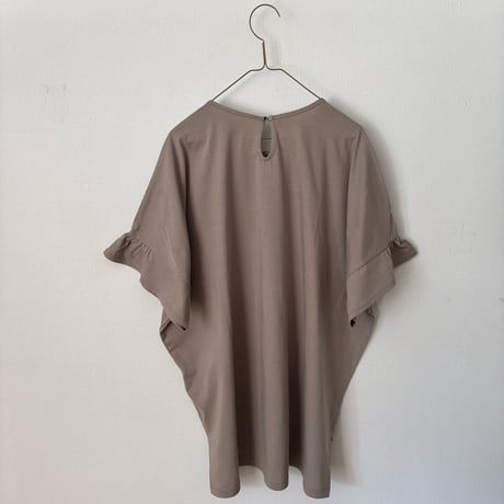 GASA＊Swallowtail:アゲハ フリルスリーブプルオーバー