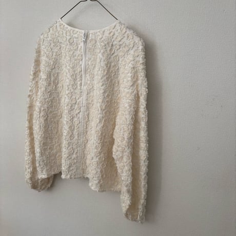 yuni コットンレーヨンナイロン hana dot jacquard  baloon sleeves blouse・シロ