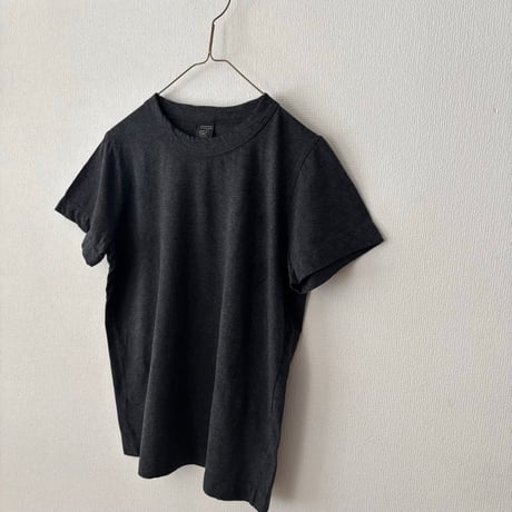 homspun 天竺Tシャツ 半袖 ・TOPダークチャコール(2026SS)
