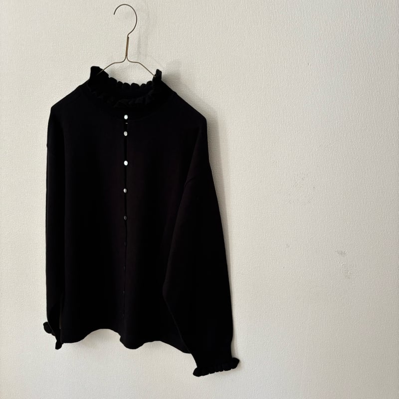 ハンズオブクリエイション　未使用品　メリノウール　フリル2ウェイカーディガン ハンズオブクリエイション 未使用品 メリノウール フリル2ウェイ