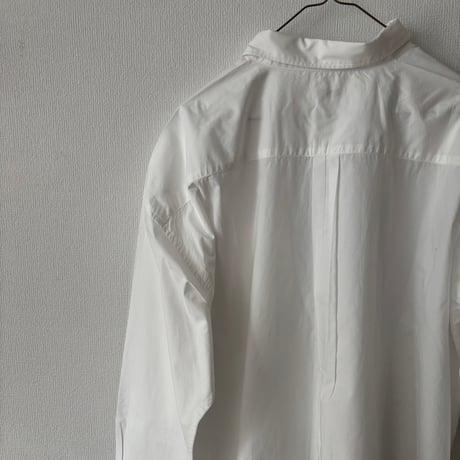 TISSU ナチュラルタイプライター ボタンダウンシャツ