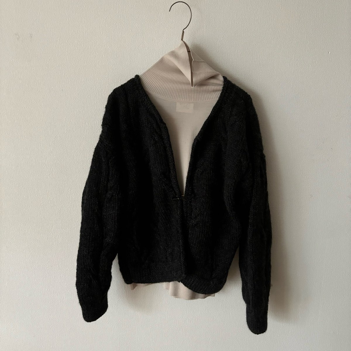 HAU hand knit cardigan 