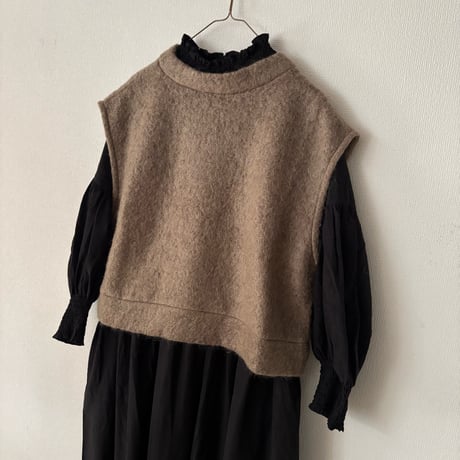 PARIS DE AOUNE   シープモヘア ベスト