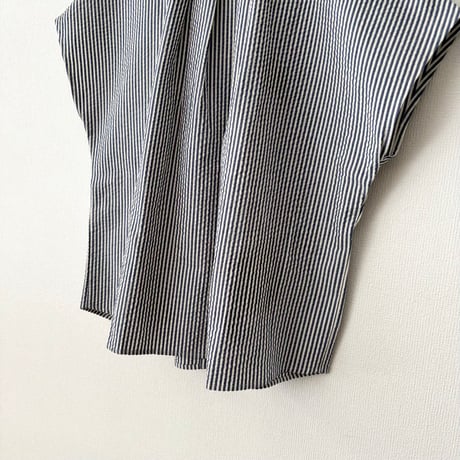 somewear   サッカーストライプフレンチスリーブブラウス