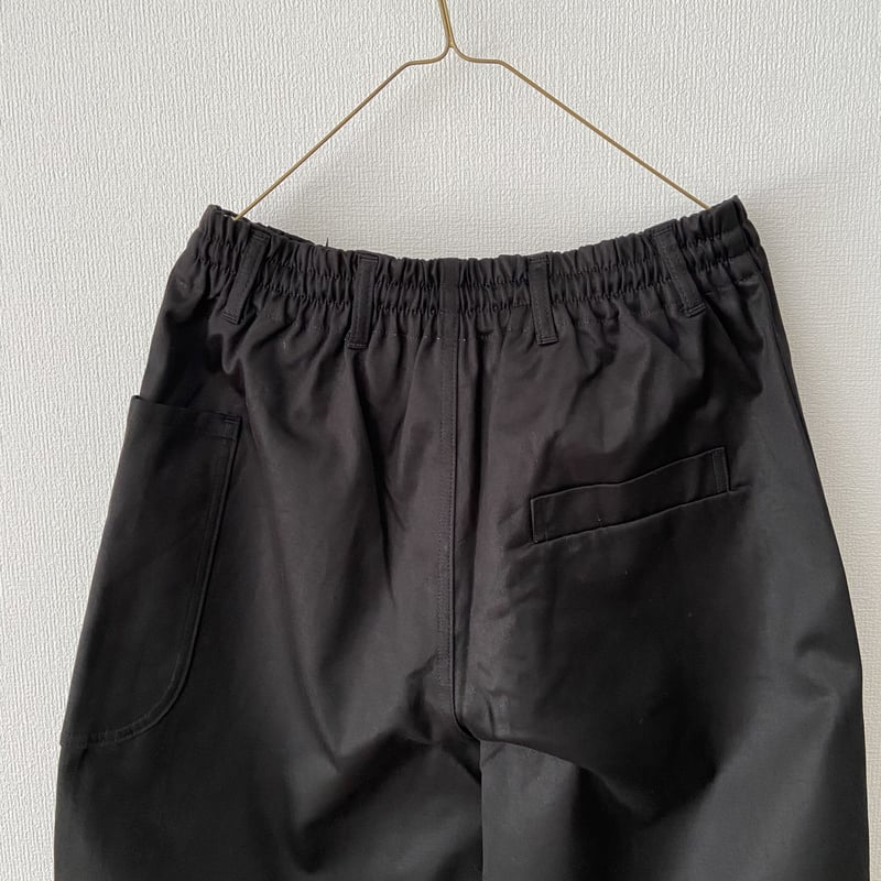 atelier naruse コットンチノウエストゴムバルーンパンツ atelier naruse コットンチノウエストゴムバルーンパンツ