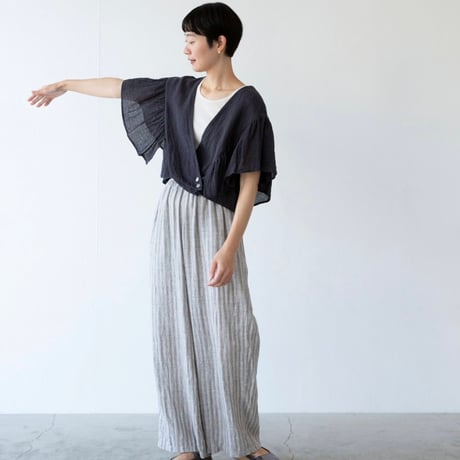 miho umezawa LINEN COTTON PANAMA frill cachecoeur blouse・charcoal