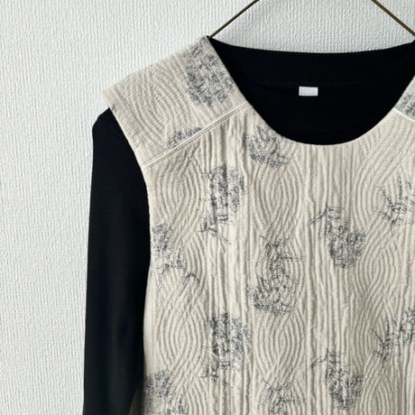 qiri   flower quilt jacquard vest