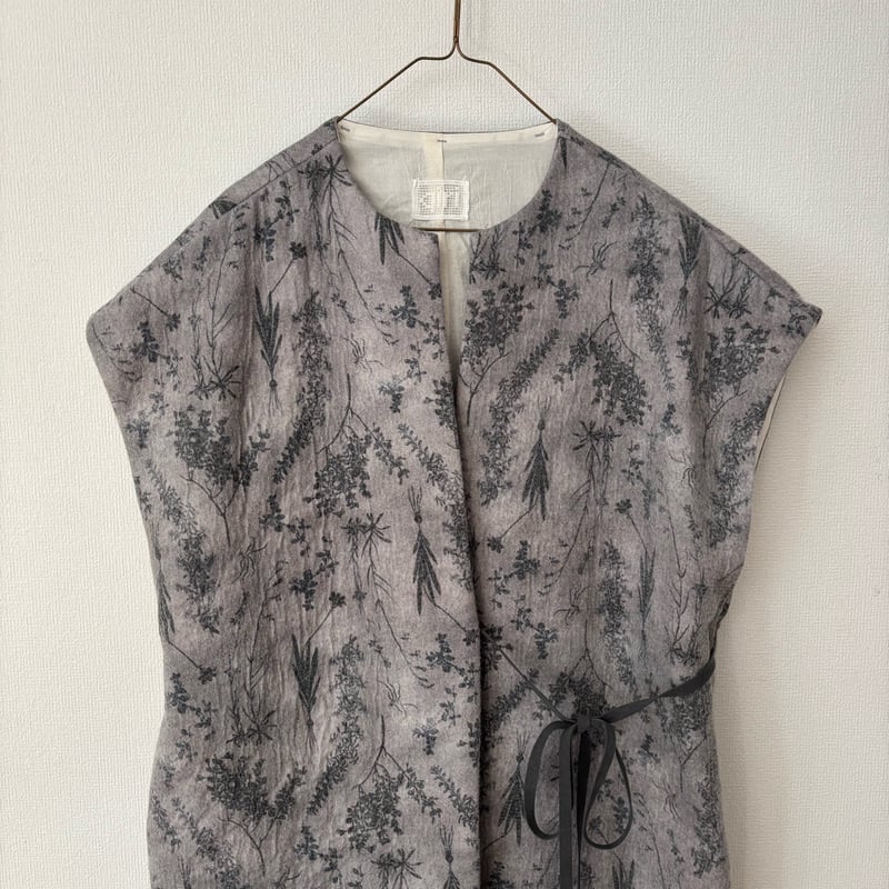 qiri old letter flowers long gilet | itonowa L