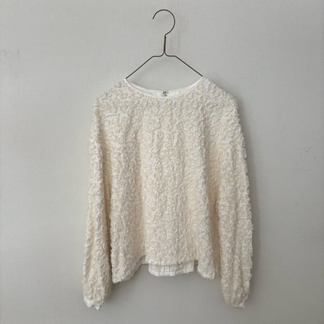 yuni コットンレーヨンナイロン hana dot jacquard  baloon sleeves blouse・シロ