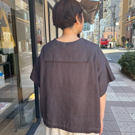 FOG LINEN WORK itonowa Life別注   フラットセーラーカラーブラウス・チャコール