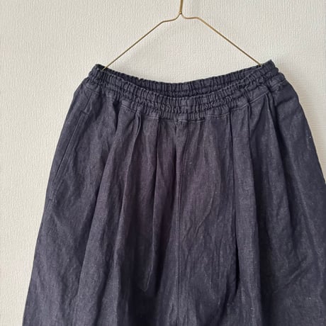 yuni  コットンリネン denim wide cocoon pants・インディゴ
