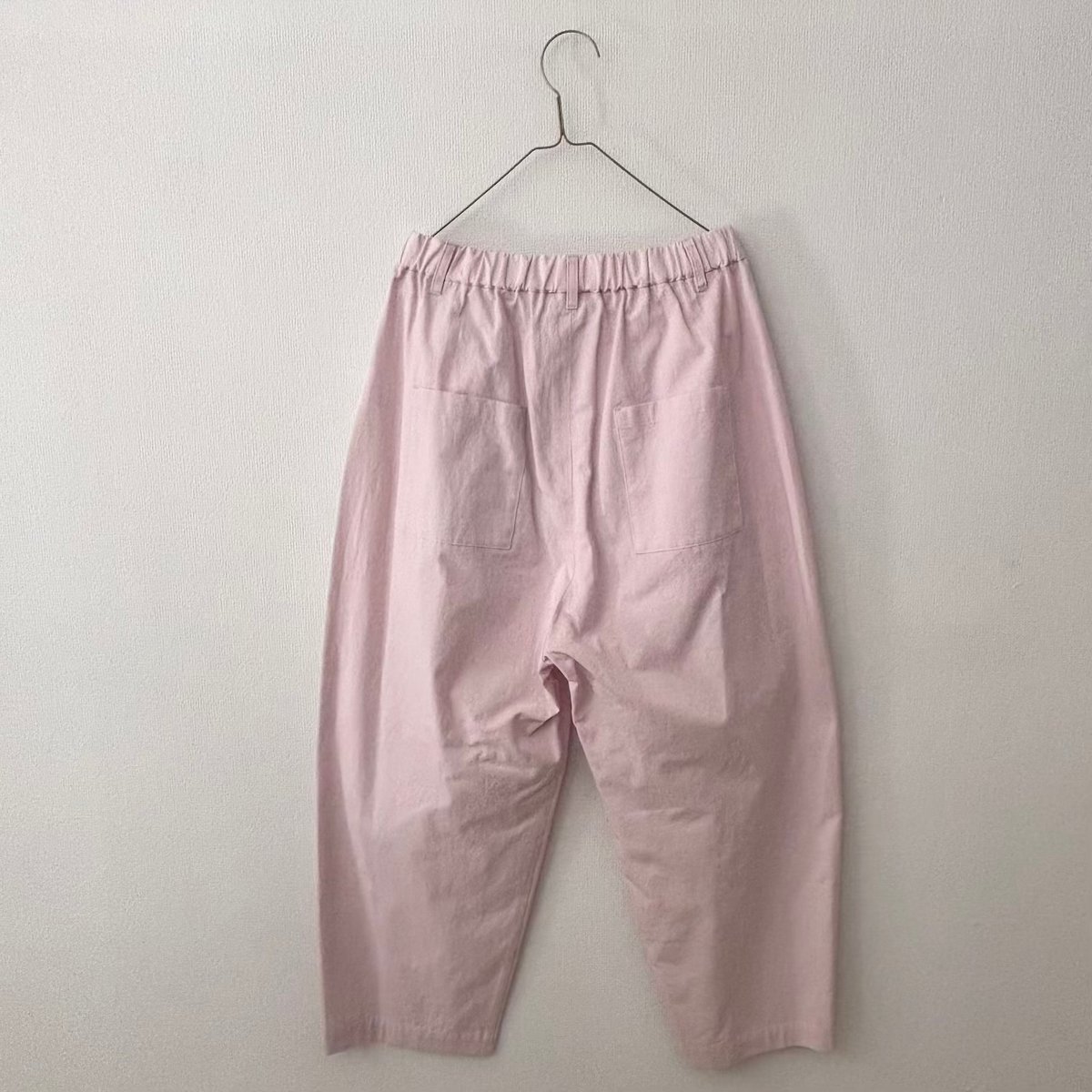 atelier naruse コットンツイルタックパンツ・ピンク | itonowa Li