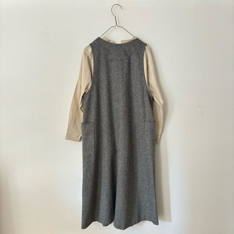 Hands of creation リサイクルウール ねこ足ツィードVネックジャンパー