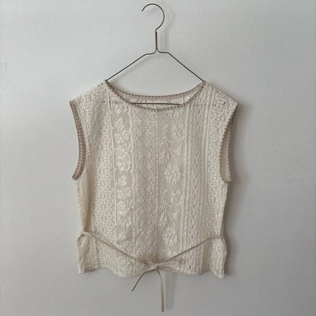 qiri   lasew ノースリーブ blouse